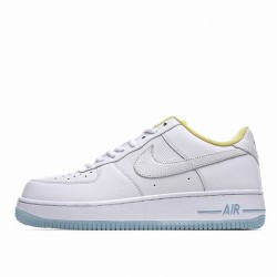 Wmns Air Force 1 '07 'Corner Markets'
   CZ8132 100