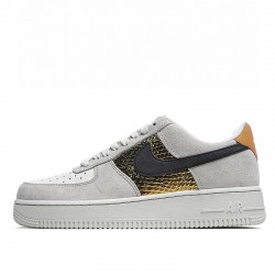 Wmns Air Force 1 Low 'Iridescent Snakeskin'
   CW2657 001