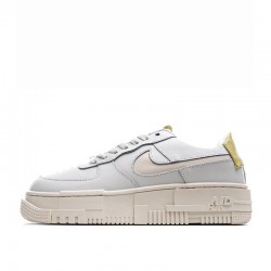 Wmns Air Force 1 Pixel 'Arctic Orange'
   DM3054 100