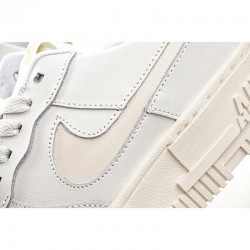 Wmns Air Force 1 Pixel 'Arctic Orange'
   DM3054 100