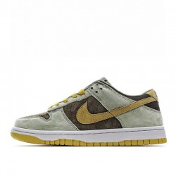 Nike  Dunk Low 'Dusty Olive'
    DH5360 300