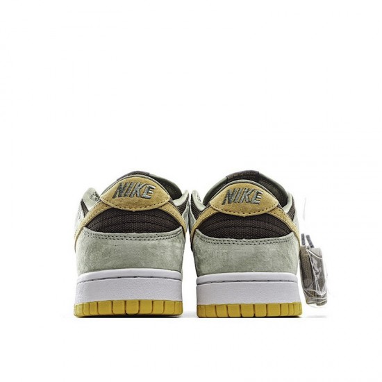 Nike  Dunk Low 'Dusty Olive'
    DH5360 300