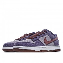 Nike  Dunk Low Retro Vol. 1 SP 'Plum'
  CU1726 500