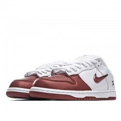 Supreme x Dunk SB Low 'Varsity Red'
  CK3480 600