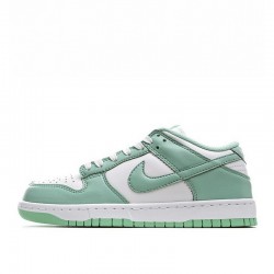 Nike  Wmns Dunk Low 'Green Glow'
    DD1503 105