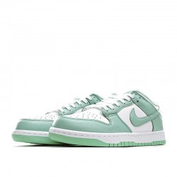 Nike  Wmns Dunk Low 'Green Glow'
    DD1503 105