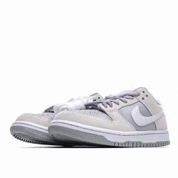 Nike  Dunk Low SB 'Summit White'
  AR0778 110