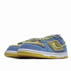 Nike  Dunk Low Premium SB 'Three Bears'
  313170 731